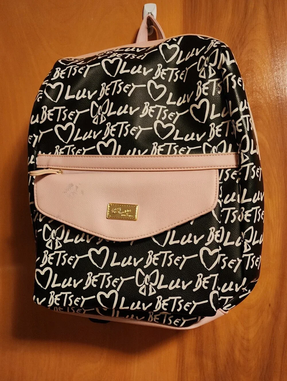 Betsey Johnson 3 In 1 Black & Light Pink Script Logo Backpack